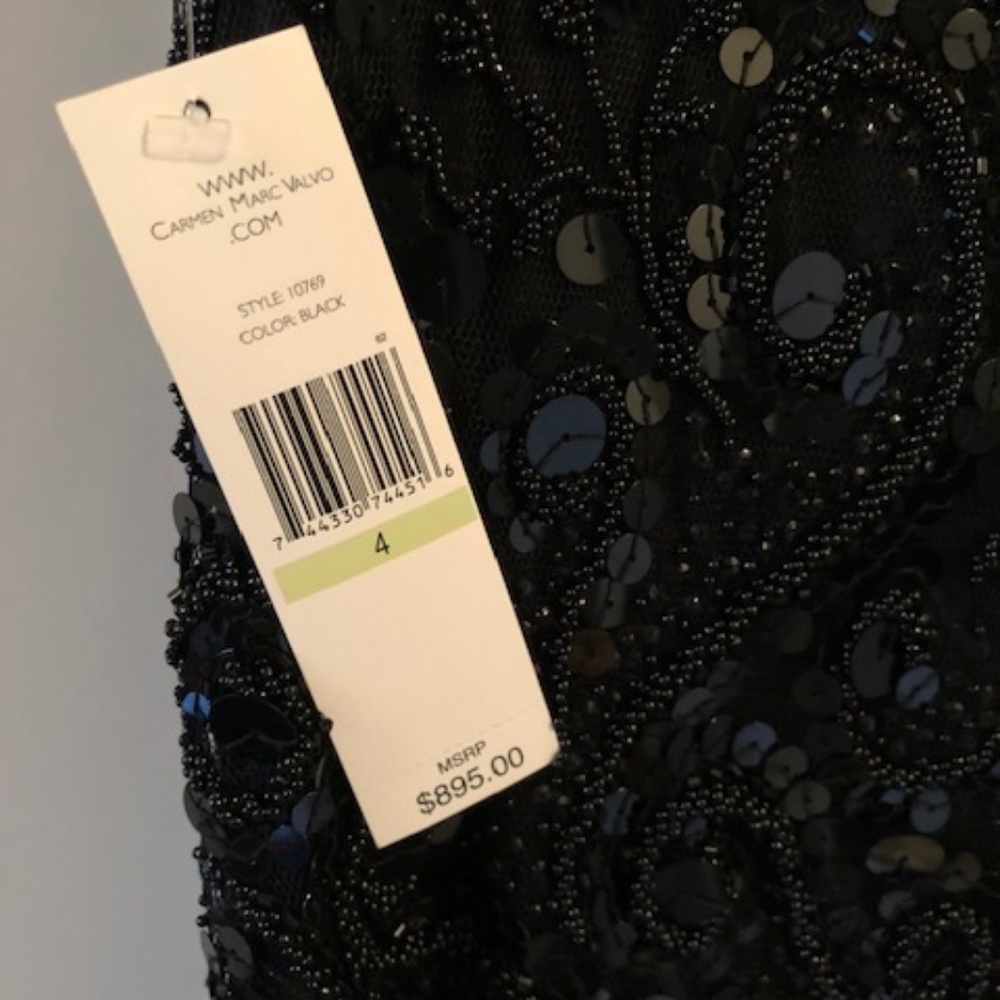 Carmen Marc Valvo - Picture 6 of 7
